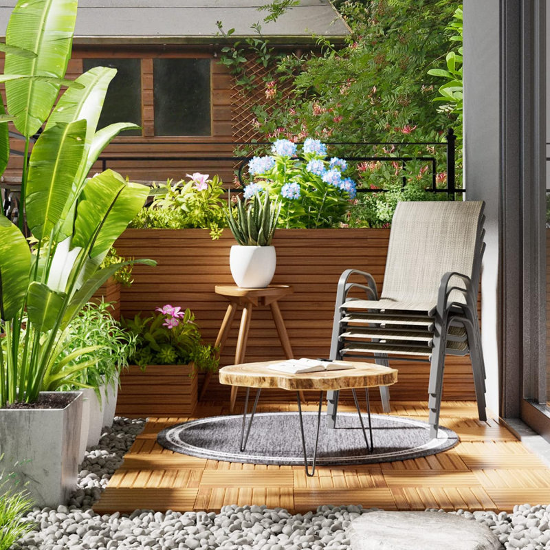 Outdoor Lounge Chair