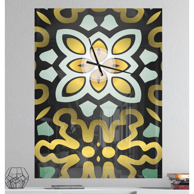 Ornement géométrique et floral - Horloge murale moderne