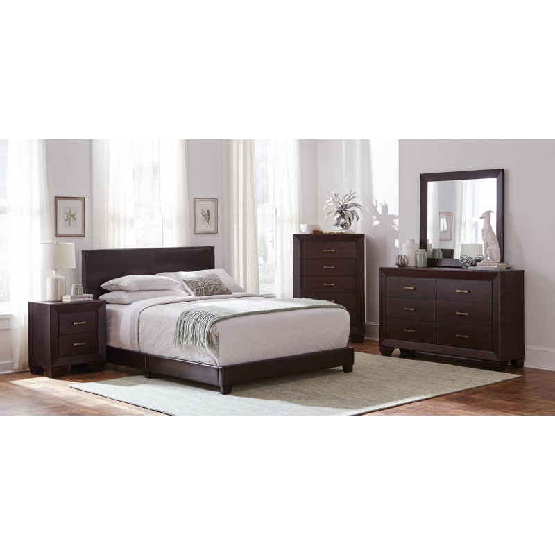 Ensemble de chambre à coucher rembourrée 5 pièces Chaim, Grand