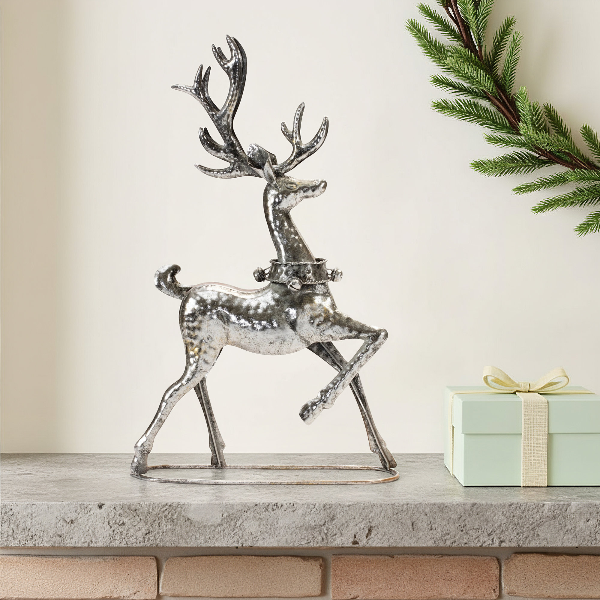 Hammered Metal Holiday Reindeer (Set of 2)