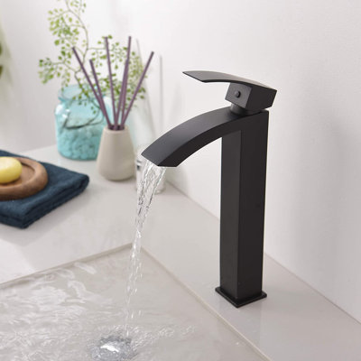 Reynoldsburg Vessel Sink Faucet Single-handle Bathroom Faucet