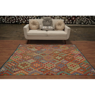 Traditional Handwoven Kilim Rug with Multicolored Hexagonal Designs 5x7