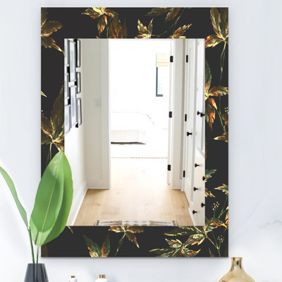 Miroir mural traditionnel laisse