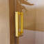 Portes de douche coulissantes simples sans cadre à fermeture en douceur de 56 à 60 po x H 76 po avec porte tampon, porte de douche coulissante pour salle de bain, porte en verre trempé épais de 3/8 po (10 mm), finition d'installation réversible-129435246