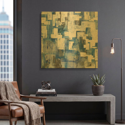 «In Blue A Maze» par Melissa Averinos, art mural en métal doré, 36 po x 36 po