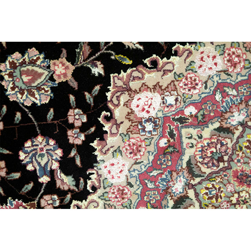 Shah Hand Woven Wool Oriental Area Rug