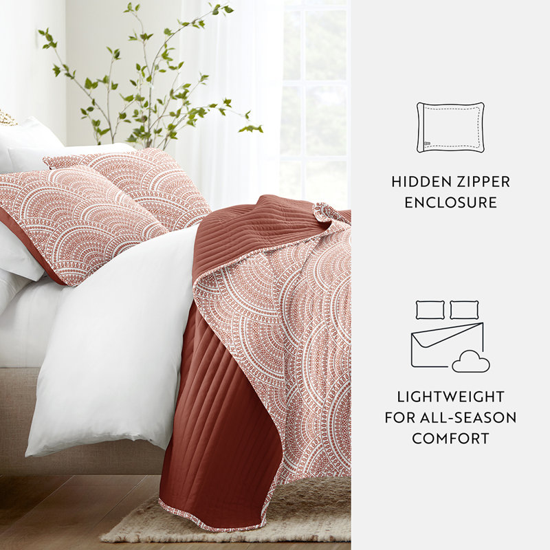 Quilt Coverlet Set All Season Patterned Reversible Microfiber Ultra Soft Bedding in Scalloped, Orange