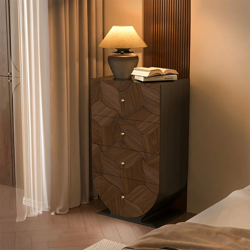 Retro advanced aesthetics decorative cabinet