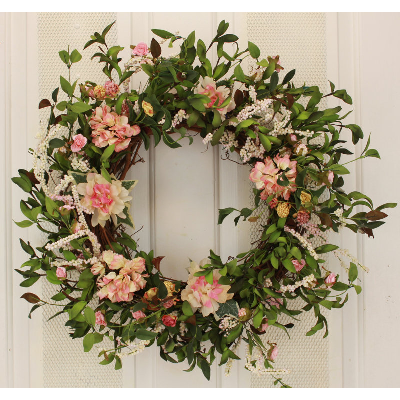 Faux Berry Silk 22'' Wreath