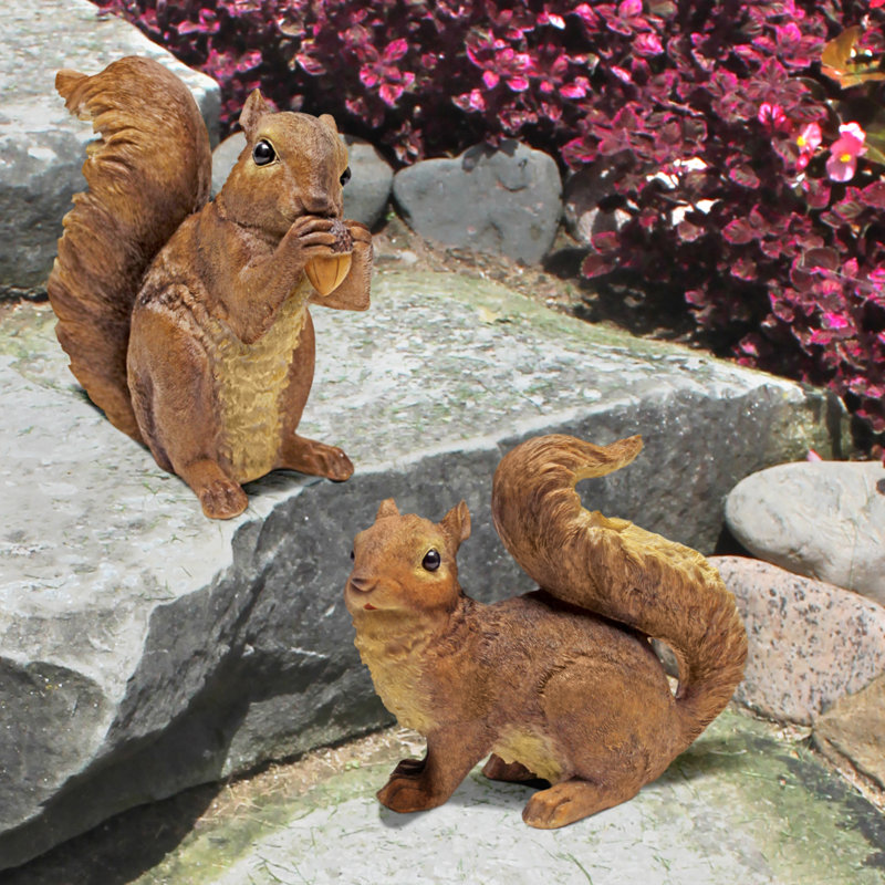 2 Piece Woodland Squirrel Scamper & Chomper Statue Set