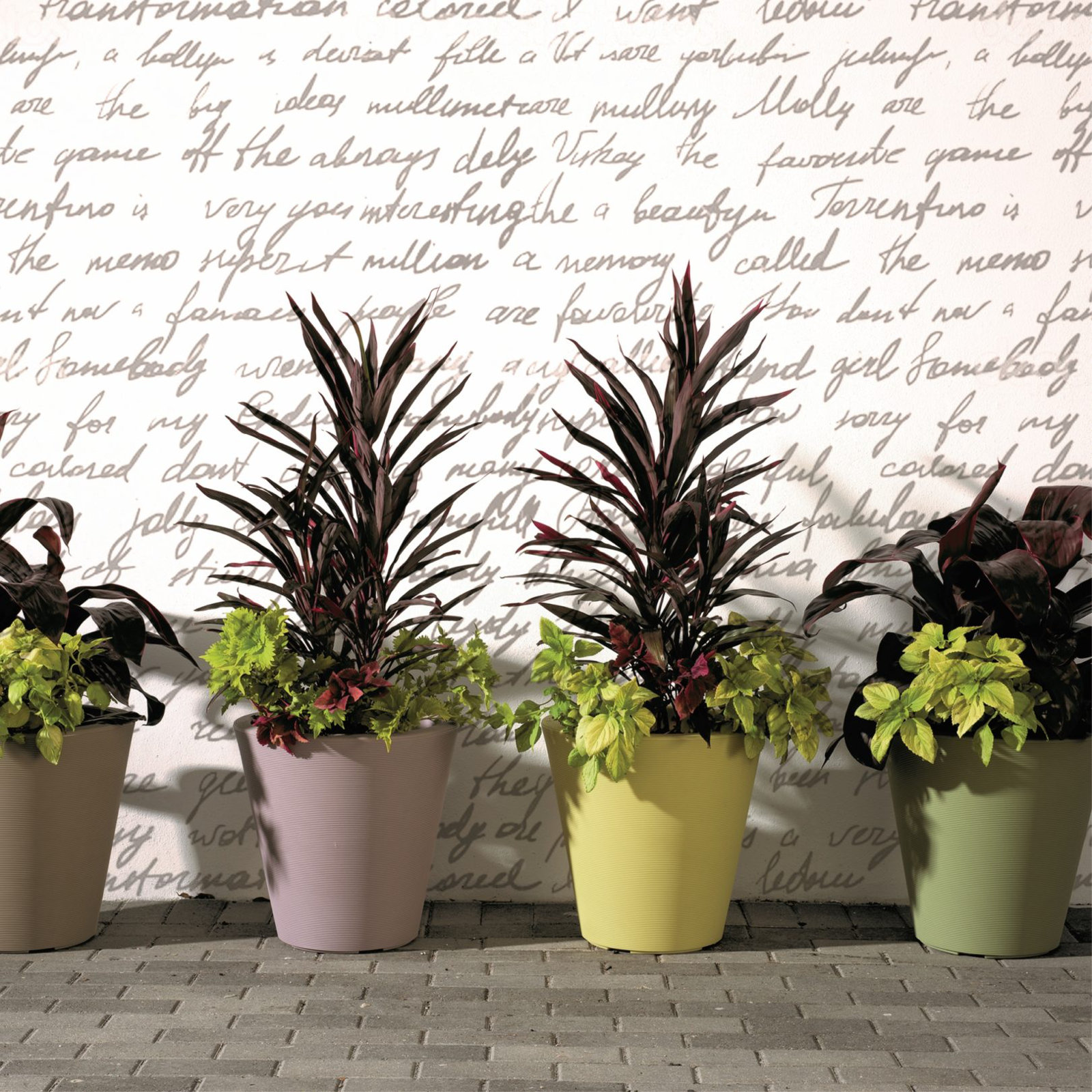 Madison Indoor/Outdoor Modern Round Planter, 16" H x 16" W x 16" D, Slate Grey