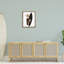 Trendy Surfer Girl dans un cadre flottant noir, design par Ziwei Li-28676353-28677886