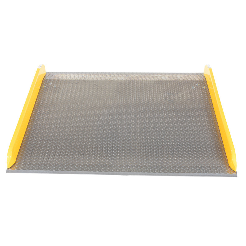 Planche d'amarrage Vestil, H 17,69 po x l 60 po x P 60 po