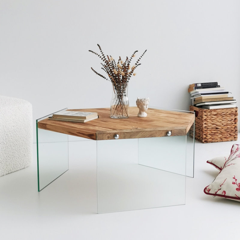 Table basse à 3 pieds
