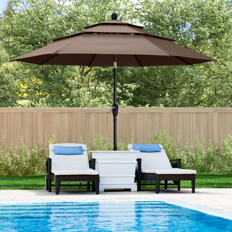 Parasols de patio à 3 niveaux Miqdad par Arlmont & Co., H 96,5 po x l 118,1 po x P 118,1 po, Brun