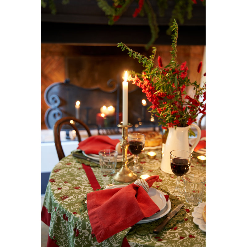 Baies De Houx Handmade Floral Tablecloth, 90" Square