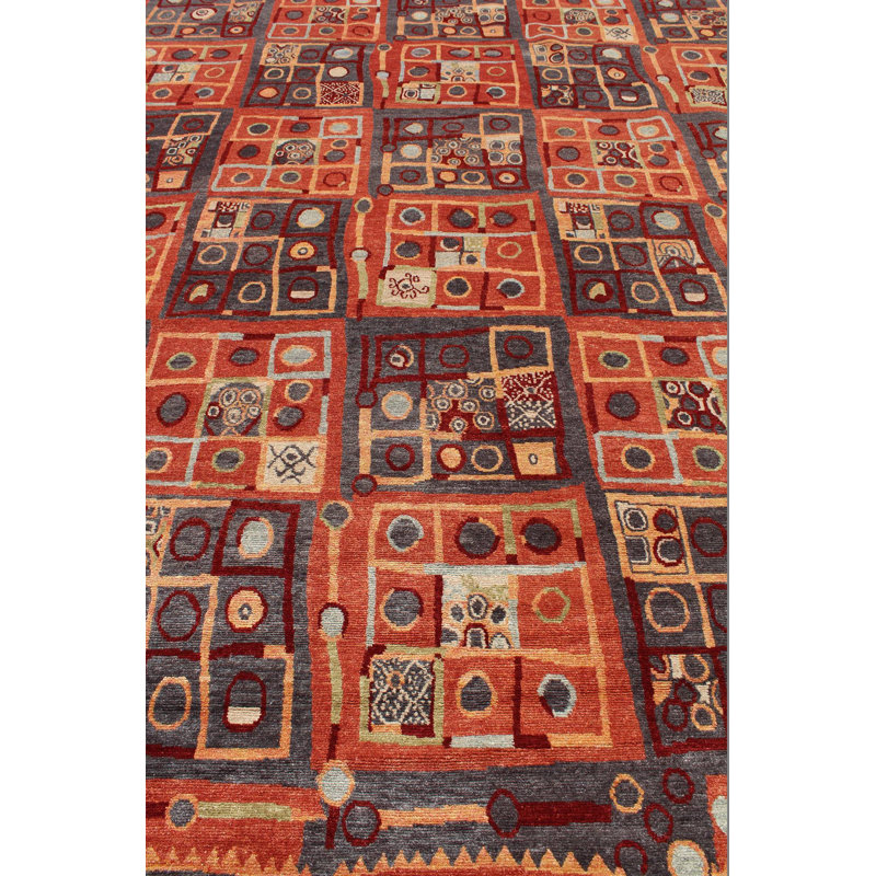 Tapis unique rouge / gris / brun de 9 pi 2 po x 12 pi Tic-Tac-Toe