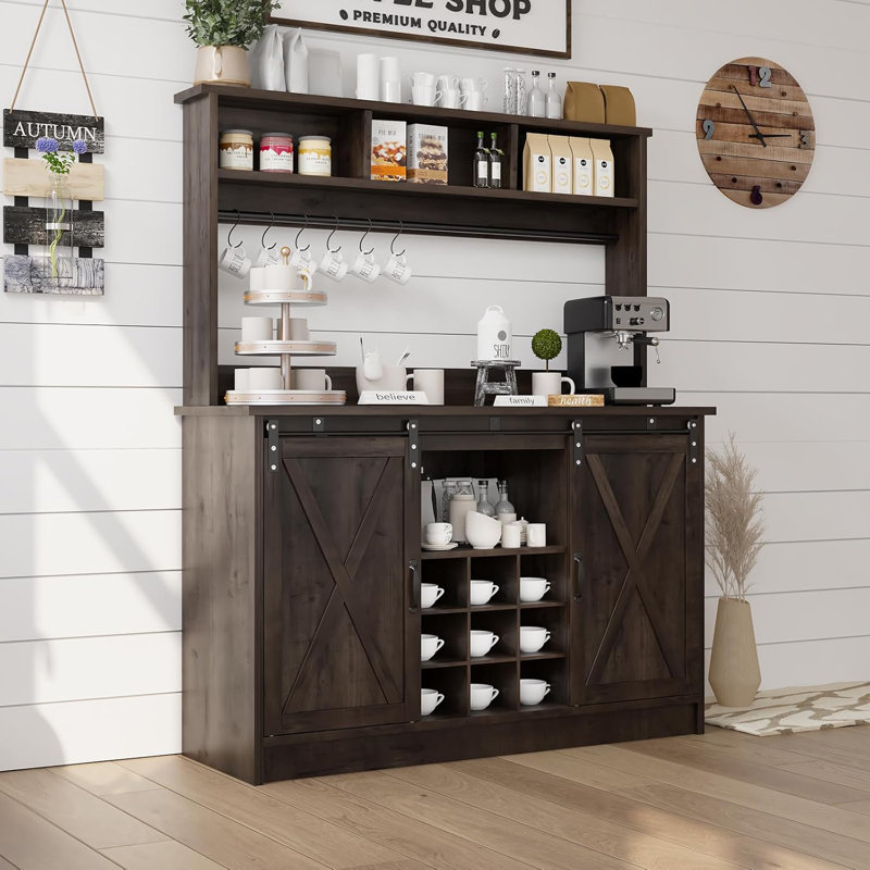 Armoire à café avec rangement Abrianna Farmhouse, bar à vin 47 po, porte-bouteilles pour la cuisine, Brun
