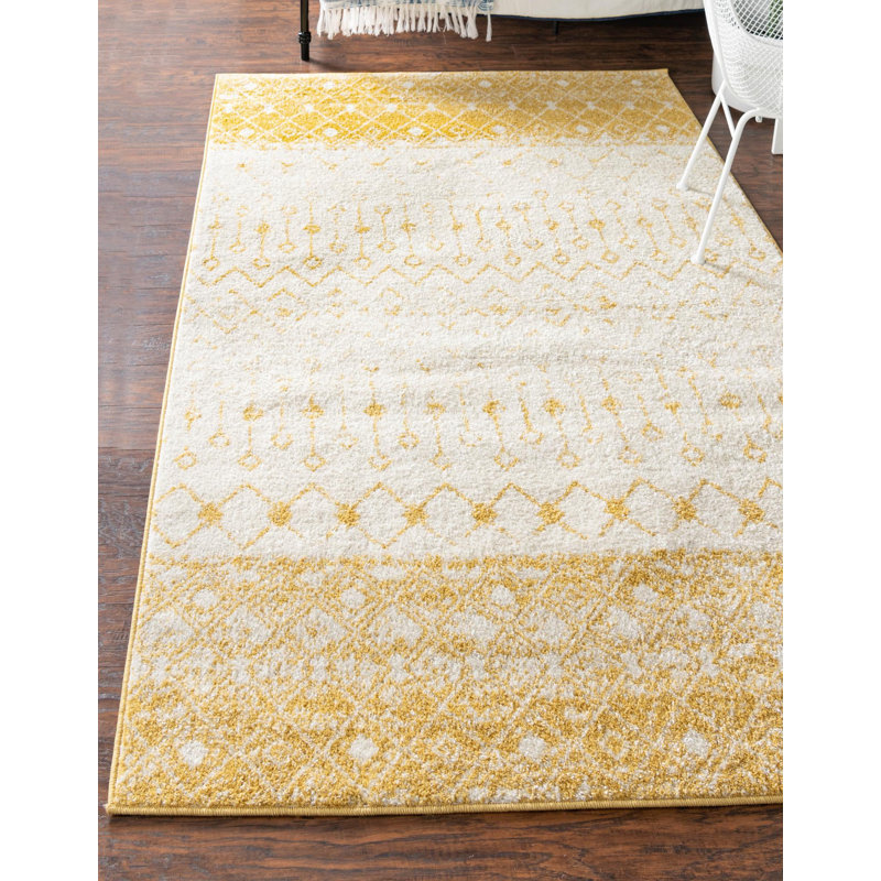 Tapis en polypropylène tissé à la machine Briehn, Rectangle 10 pi 7 po x 14 pi