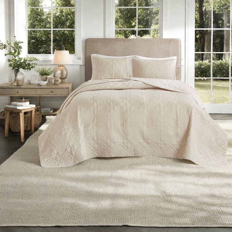 Ensemble de literie élégant en microfibre crème, courtepointe surdimensionnée avec rembourrage hypoallergénique pour la maison