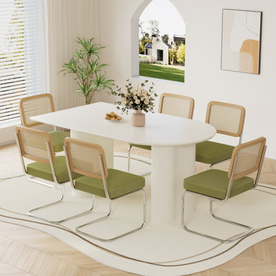 Ensemble de salle à manger à piédestal moderne avec chaises en velours