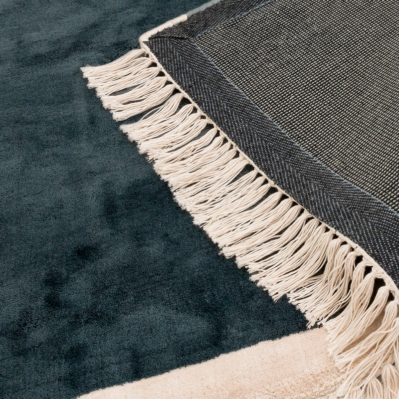 Mike Solid Colour Viscose Hand Woven Area Rug, Rectangle 160 x 230cm