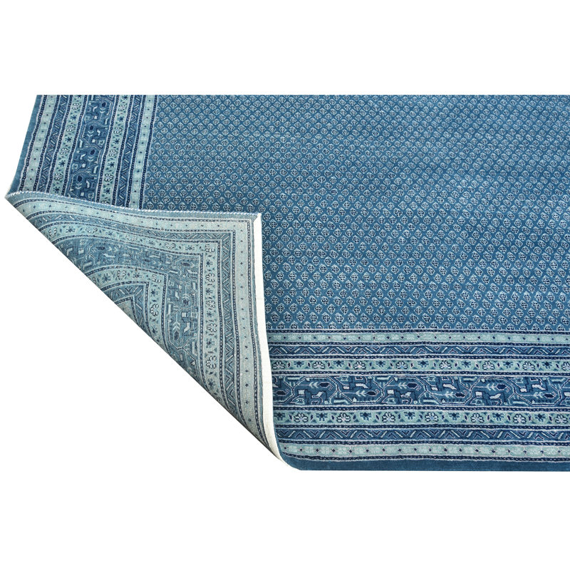 Hand Knotted Geometric Area Rug in Blue/White