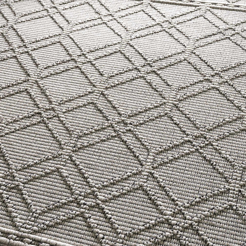 Javonnie Geometric Outdoor Beige Area Rug, Rectangle 5' x 7'
