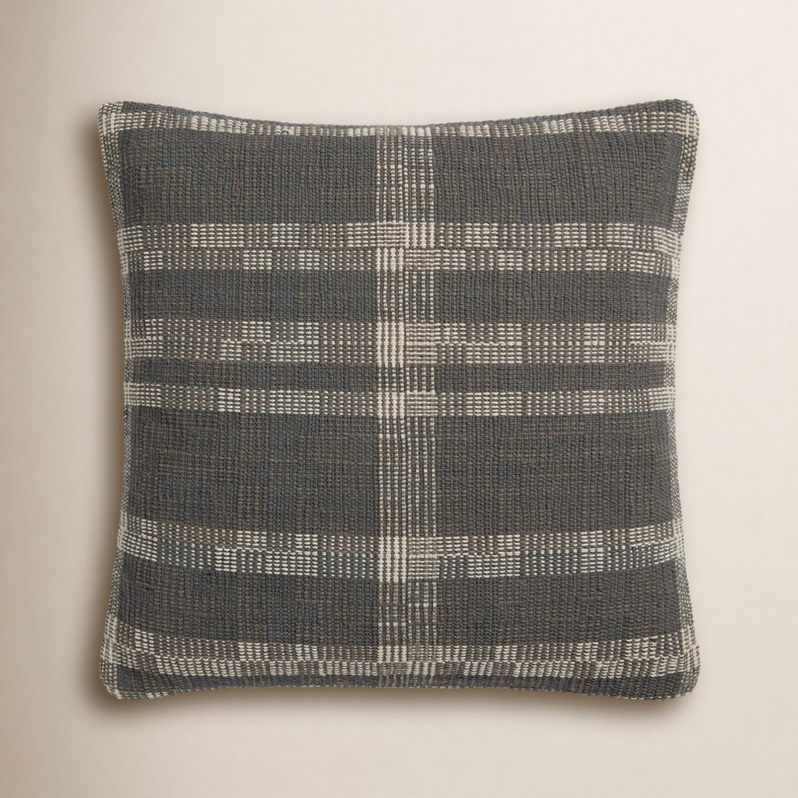 Amber Lewis x Loloi Cove Smoke / Natural Pillow, Polyester/Polyfill