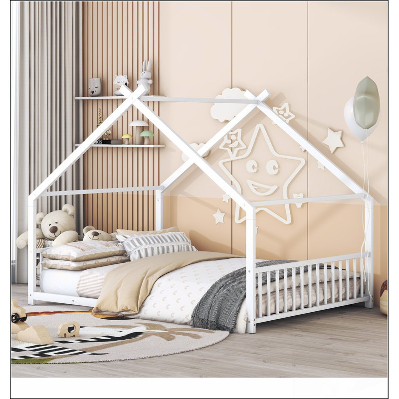 Lit robuste en métal avec une construction de haute qualité, parfait pour les chambres modernes et confortables., Blanc