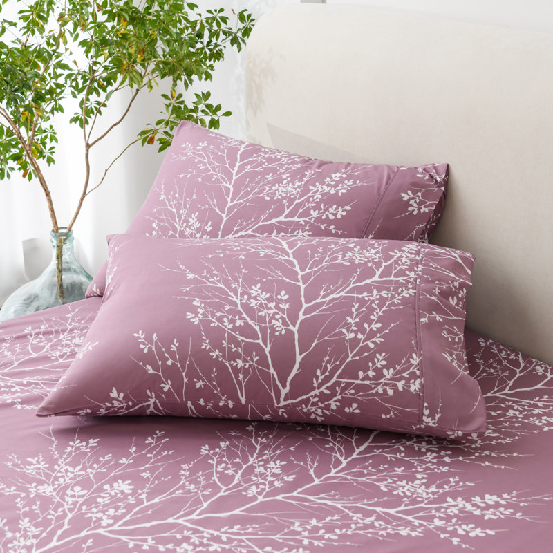 Lilac and White Foliage Print Twin Microfiber Sheet Set