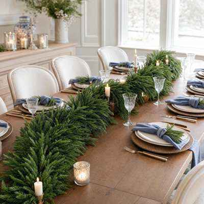 Guirlande de Noël réaliste en pin Norfolk de 2,74 m (9 pi), décoration naturelle pour foyer, porte et escalier – Guirlande de foyer de qualité supérieure