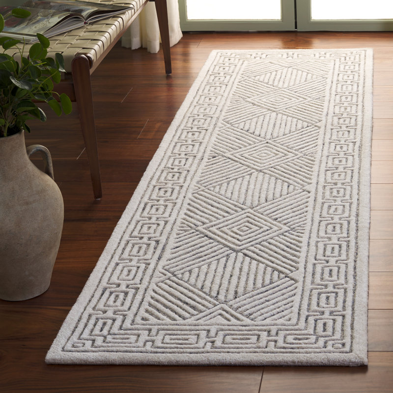 Soho 890 Hand Tufted Wool/Cotton Geometric Indoor Use Only Rug in Gray/Ivory, Runner 2'3" x 8'