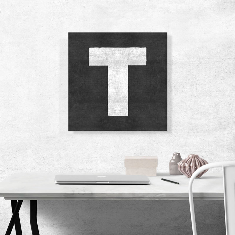 «Chalkboard Alphabet lettre T», reproduction d'art textuel sur toile tendue, H 18 po x l 18 po x P 0,75 po