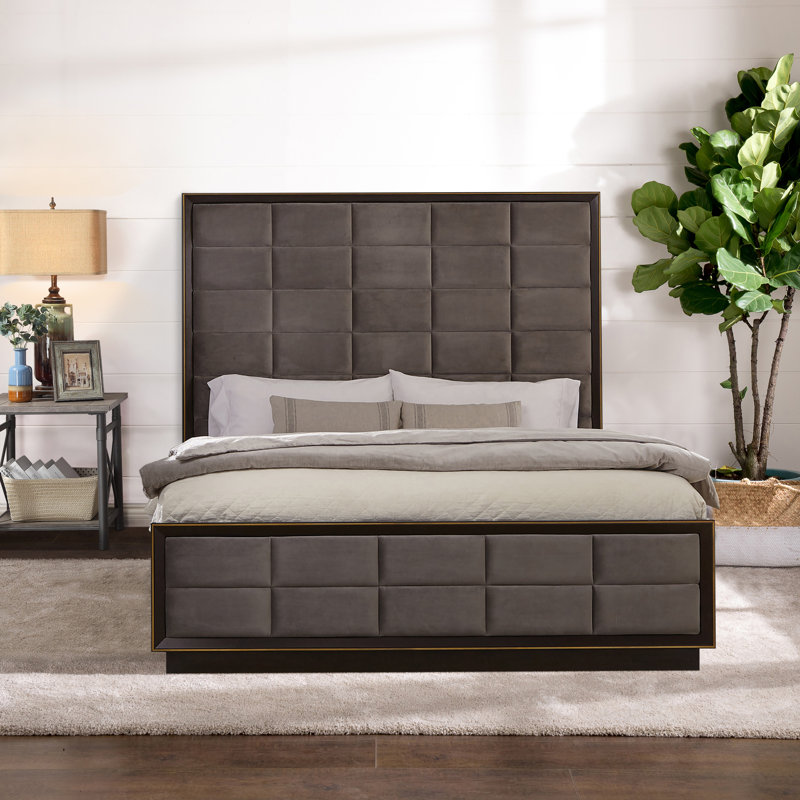 Upholstered Standard Bed, King