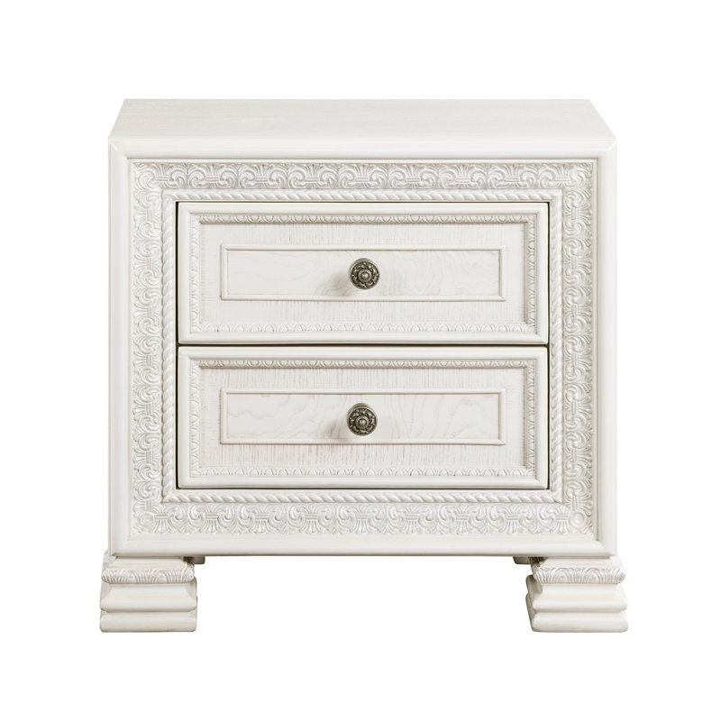 Classic Classic Luxury White