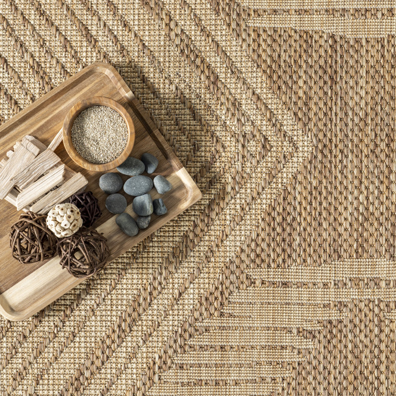 Tribal Indoor/Outdoor Area Rug, Round 8', Light Brown/Ivory