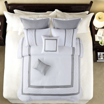 Ensemble de literie 8 pièces élégant, édredon en polyester, design transitionnel, parfait pour la décoration de chambre à coucher