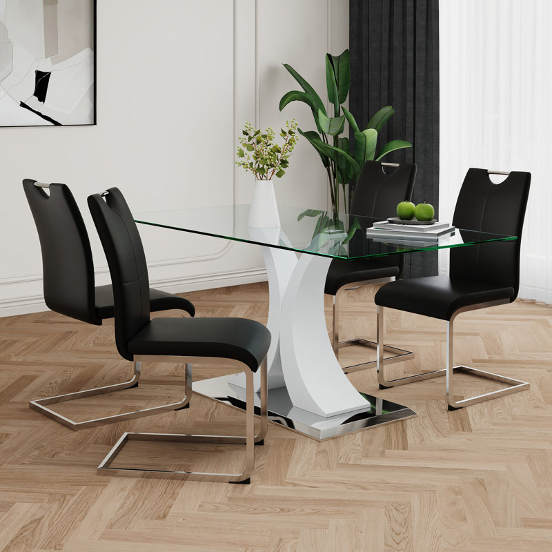 Table en verre de style moderne