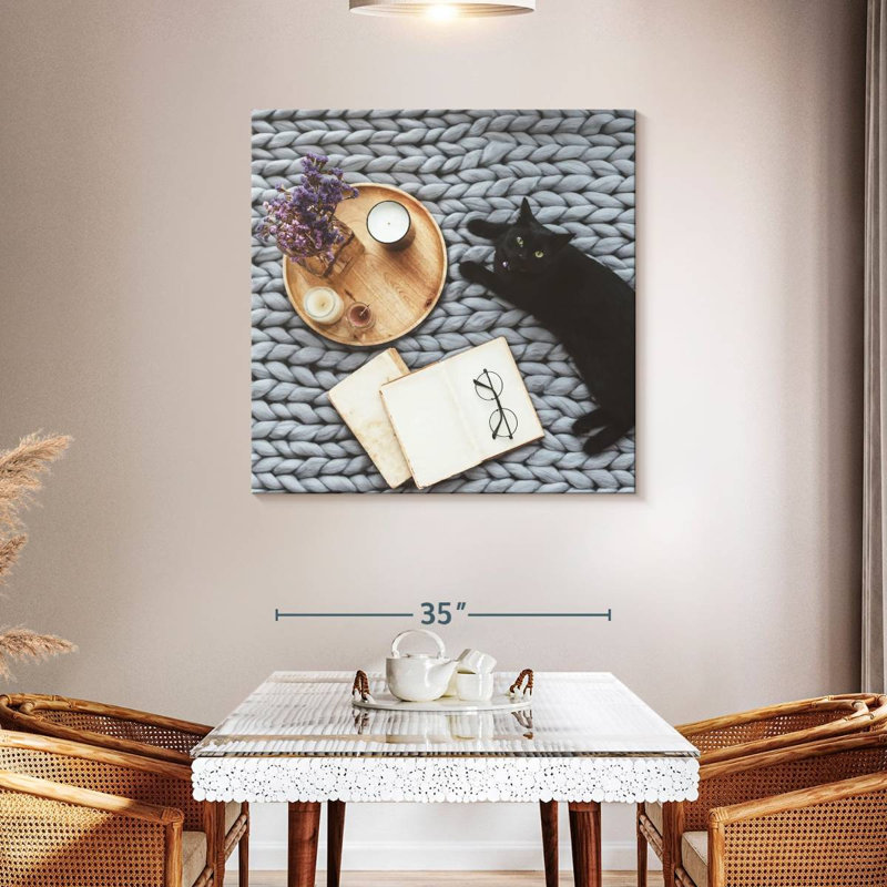 Brampt Modern Cat, 39" H x 39" W