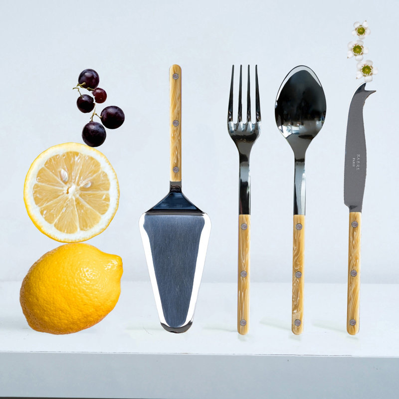 Bistrot Horn Cake Server