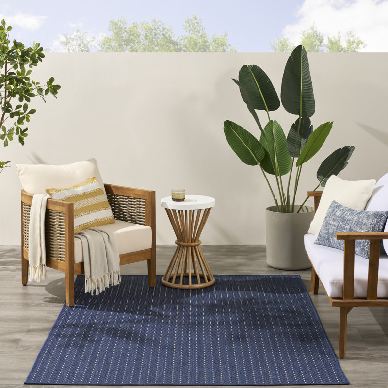 Remmie Black Modern Indoor/Outdoor Rug, Rectangle 6' x 9', Blue/Navy