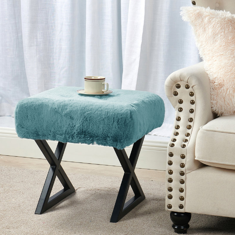 Repose-pieds standard large 19 po Kabria, Fausse fourrure argentée bleue