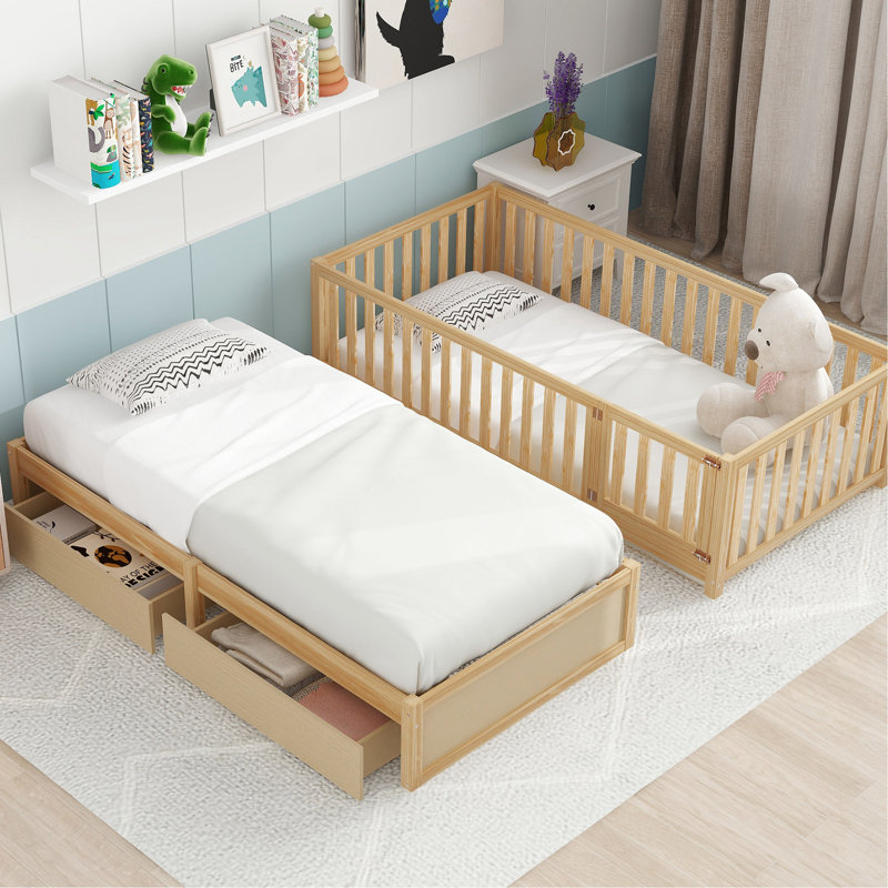 Lit de jour simple avec garde-corps de clôture et 2 tiroirs naturels - créant un environnement de chambre à coucher serein