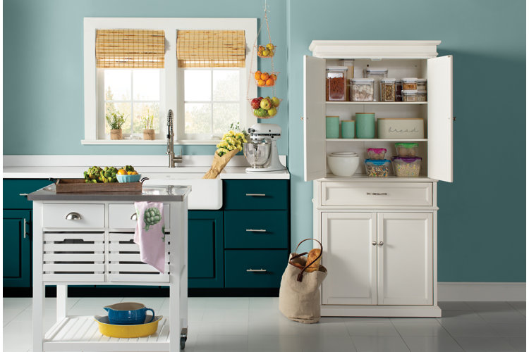 Top 12 Kitchen Island Storage Ideas: What To Store & How To Organize   Small kitchen storage, Kitchen island storage, Small apartment design
