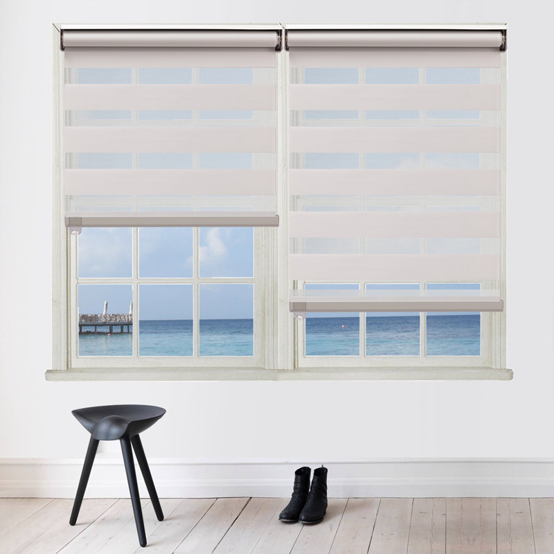Store enroulé semi-transparent, L 48,00 po x L 72,00 po, Blanc