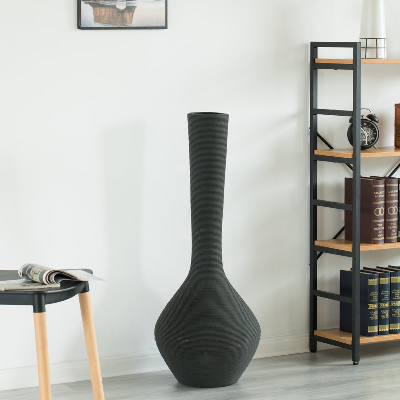 Vase de plancher en plastique gris anthracite Latayshia