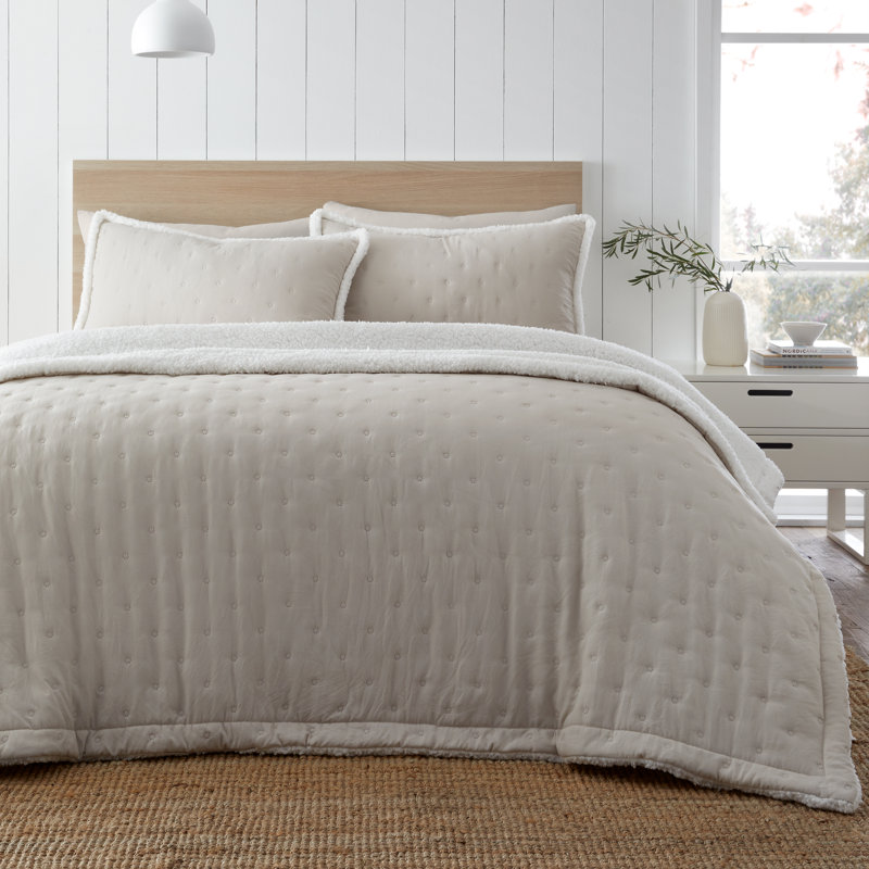 Cosy Nori Soft Sherpa Bedspread, Cream