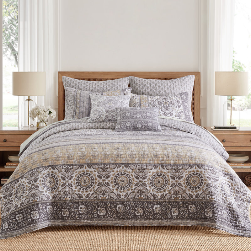 Lirelle Cotton Damask Quilt, King Quilt