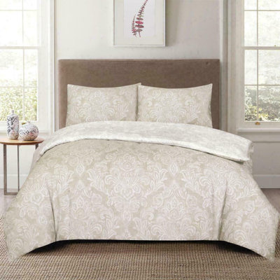 Lucea Damask Duvet Cover Set with Pillowcases
